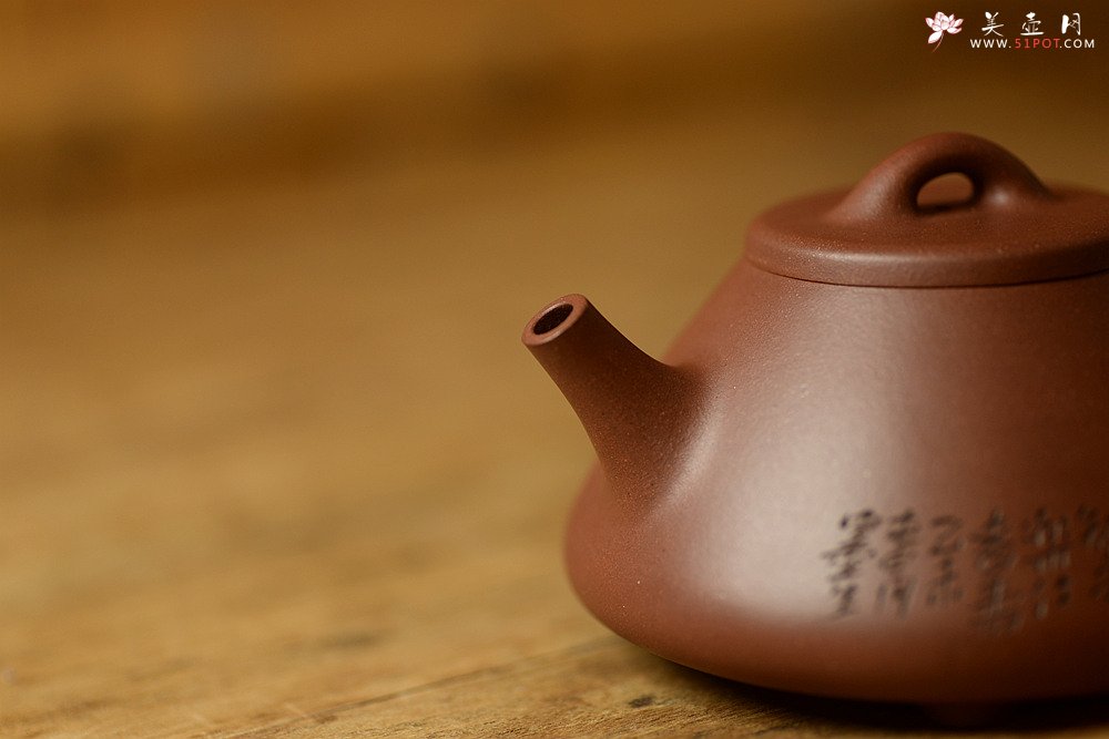 紫砂壶图片：吴杰摹古之全手子冶石瓢 墨生装饰 器形端正~ 骨肉均挺 - 宜兴紫砂壶网