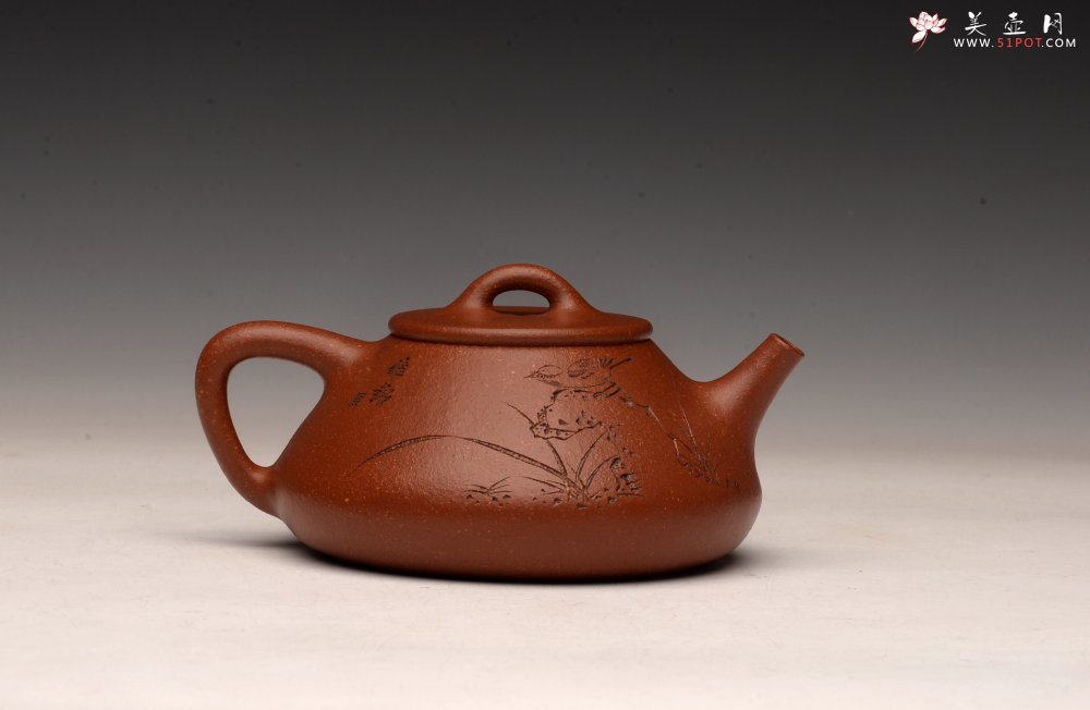 紫砂壶图片：周斌全手力作  优质油润降坡泥 合瓢 知秋装饰 - 宜兴紫砂壶网
