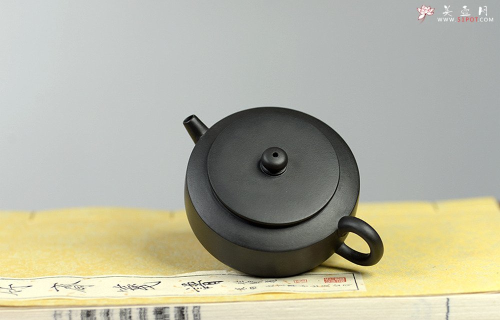 紫砂壶图片：美壶特惠 全手怀璧 古朴拙雅 - 宜兴紫砂壶网