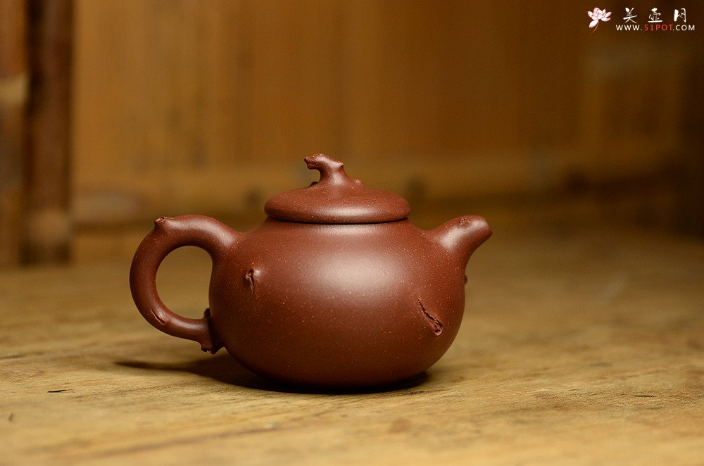 紫砂壶图片：单志萍作品 大气饱满 实用花器 凌寒 - 宜兴紫砂壶网