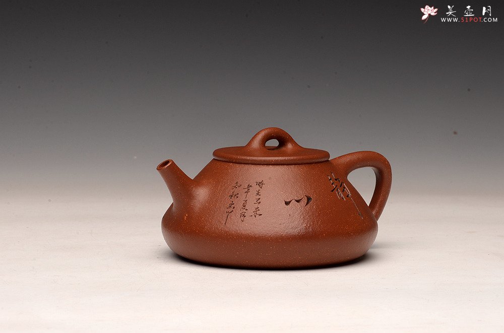 紫砂壶图片：周斌全手力作  优质油润降坡泥 合瓢 知秋装饰 - 宜兴紫砂壶网