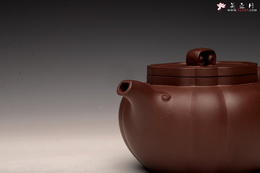 紫砂壶图片：酒虎最新力作 做工精致 器形周正 全手工太极如意 - 宜兴紫砂壶网