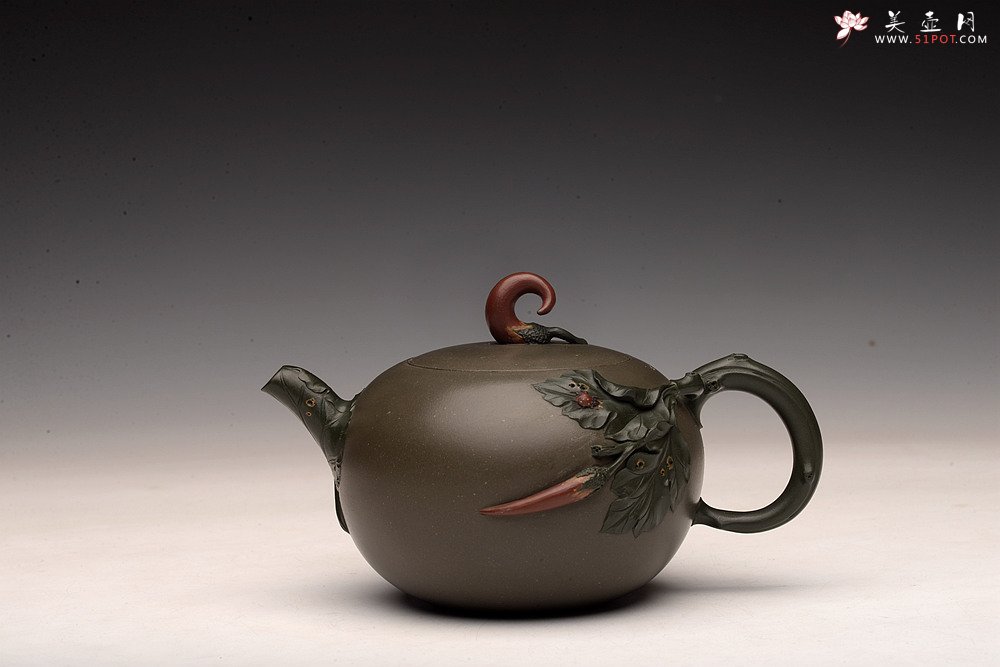 紫砂壶图片：原创作品 孙伟强张新亚合作 辣椒 红红火火 贴叶精湛细腻 - 宜兴紫砂壶网