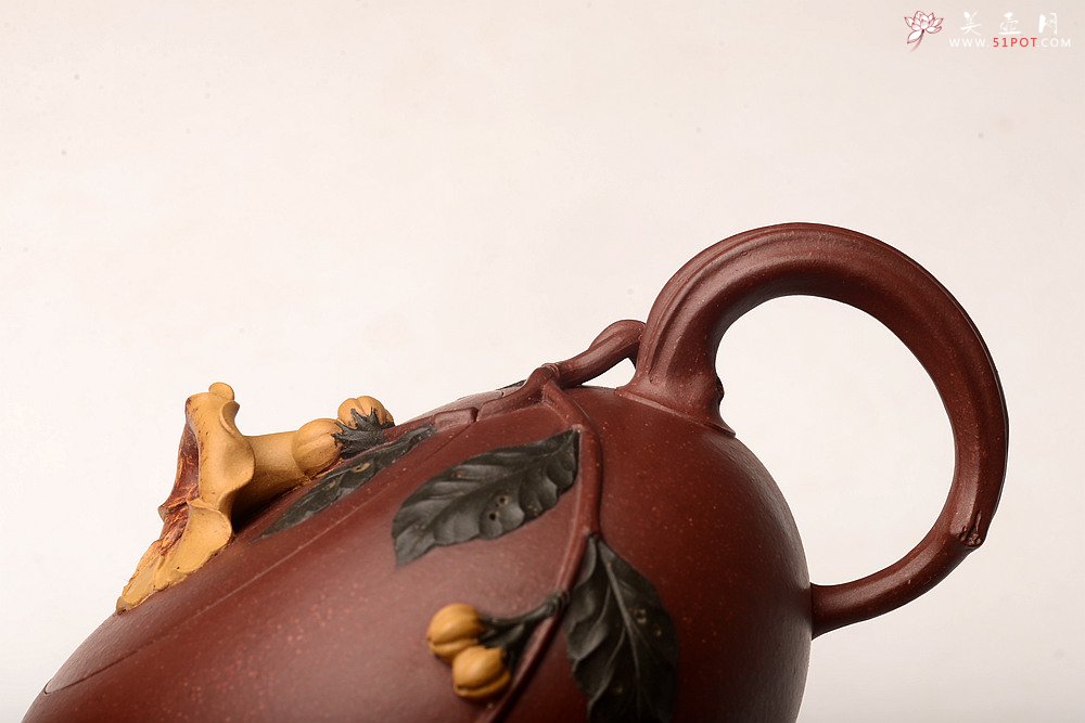 紫砂壶图片：飘逸立体 细品 传统花货功力 花语敬佩、声誉 凌霄花 原创作品  - 宜兴紫砂壶网
