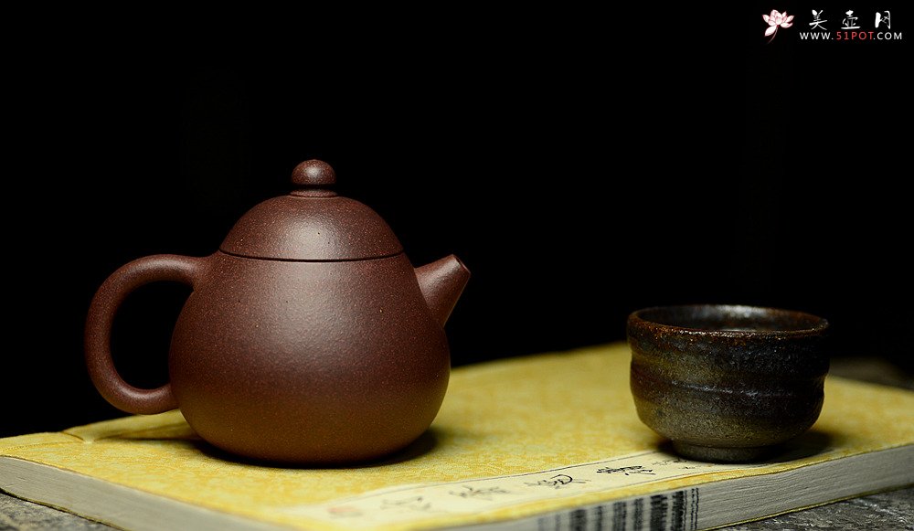 紫砂壶图片：淞庐作品 高温老紫泥 古朴 老味 全手文旦 - 宜兴紫砂壶网