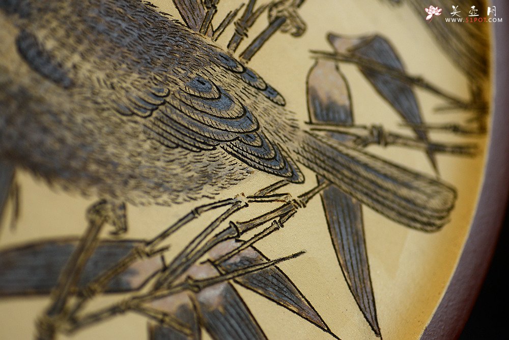 紫砂壶图片：宋画之清雅 张听刚精心之作 花鸟挂盘 文房雅物 传统紫砂着色 - 宜兴紫砂壶网