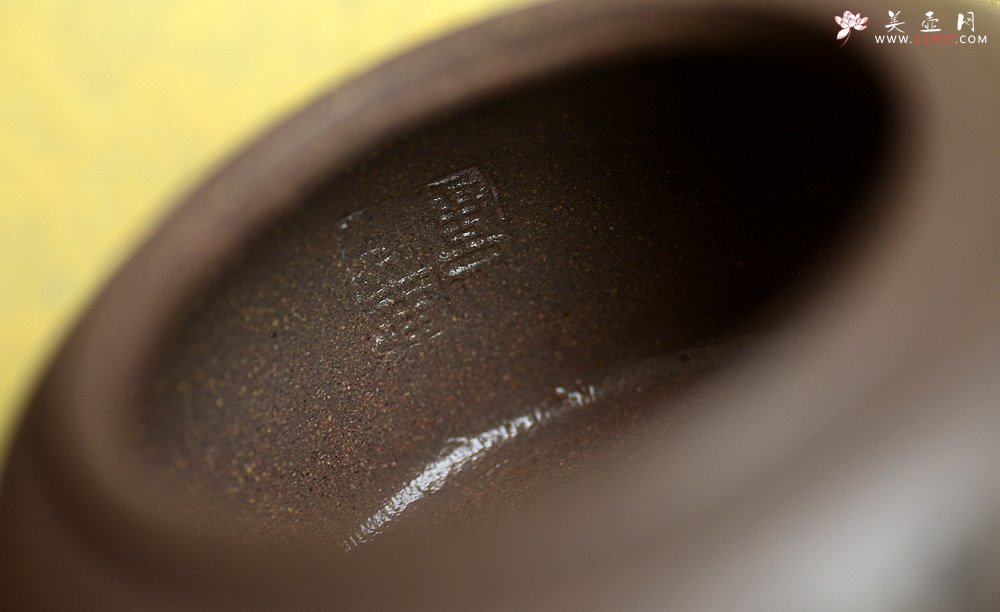 紫砂壶图片：国助工唐文全手新作 隐乐壶 大口实用 端庄秀气 - 宜兴紫砂壶网