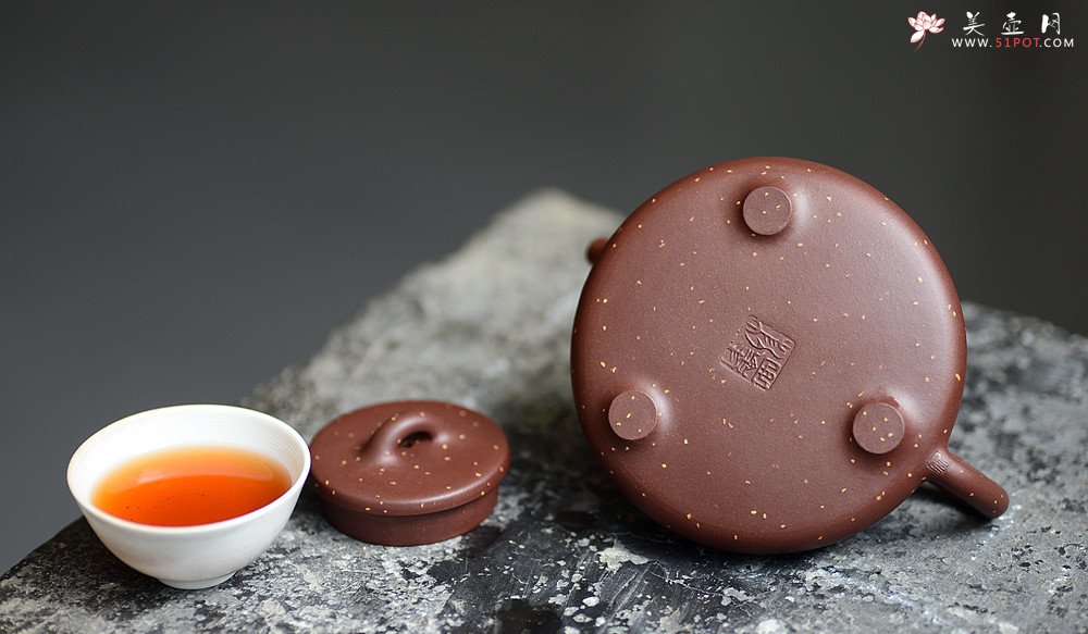 紫砂壶图片：曲峰老师全手工演绎经典 铺砂全手子冶石瓢 骨肉均挺 传统耐品 - 宜兴紫砂壶网