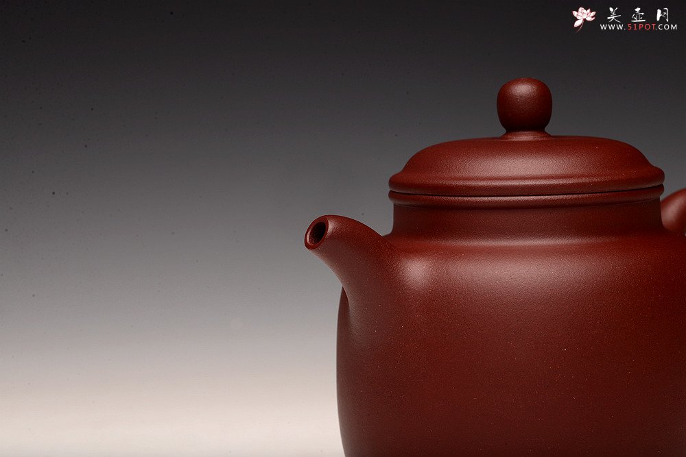 紫砂壶图片：美壶特惠 俞欣荣新作 挺拔俊秀 留云 优质枣红泥 极易泡养 - 宜兴紫砂壶网