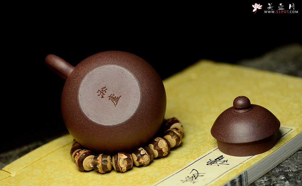 紫砂壶图片：淞庐作品 高温老紫泥 古朴 老味 全手文旦 - 宜兴紫砂壶网