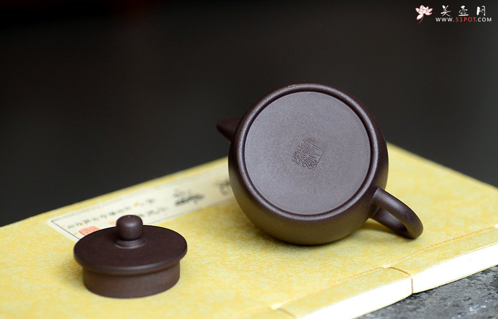 紫砂壶图片：美壶特惠 山水之中作主人 摹古剑流德中 茶人最爱 - 宜兴紫砂壶网