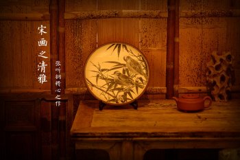 紫砂壶图片：宋画之清雅 张听刚精心之作 花鸟挂盘 文房雅物 传统紫砂着色 - 宜兴紫砂壶网