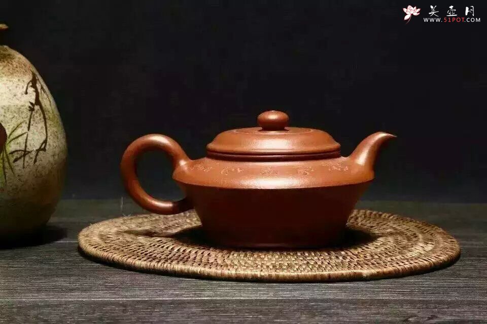 紫砂壶图片：虚扁 - 宜兴紫砂壶网