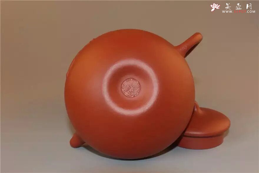 紫砂壶图片：荷露 - 宜兴紫砂壶网