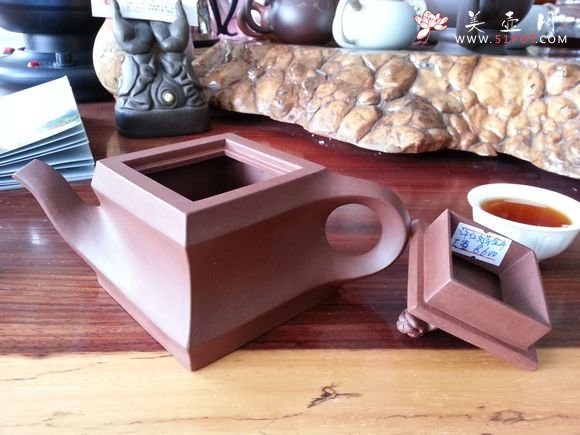 紫砂壶图片：狮王壶 - 宜兴紫砂壶网