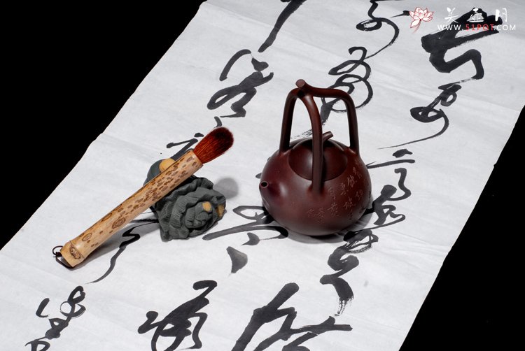 紫砂壶图片：南瓜提梁壶 - 宜兴紫砂壶网