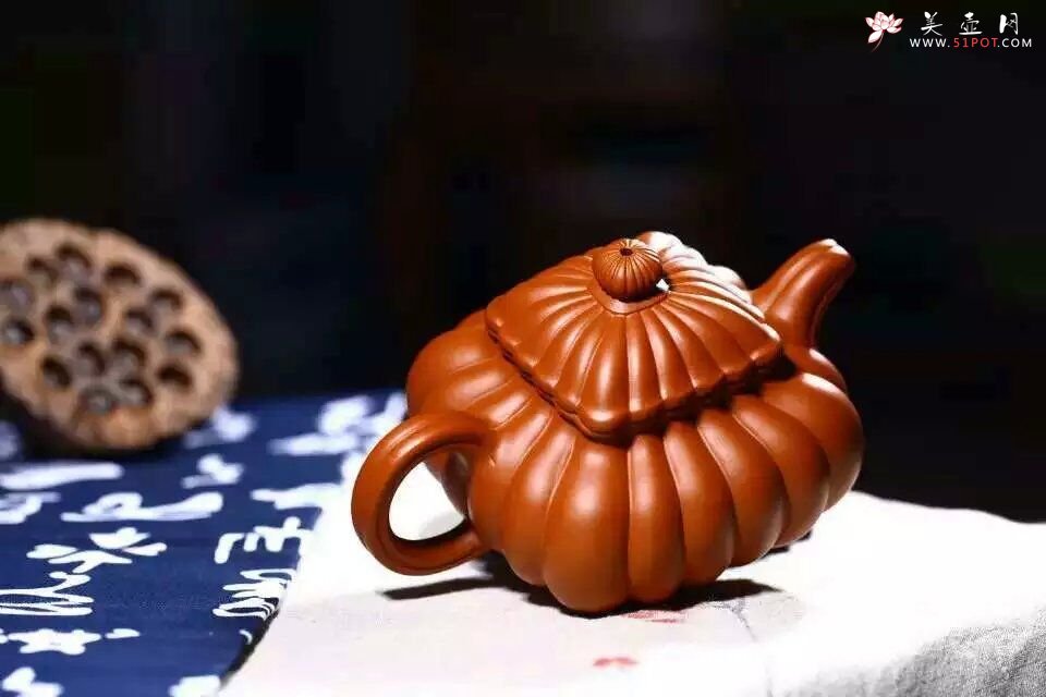 紫砂壶图片：筋纹四方 - 宜兴紫砂壶网