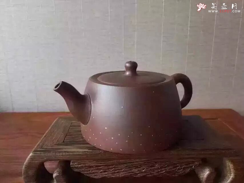 紫砂壶图片：铺砂井栏  - 宜兴紫砂壶网