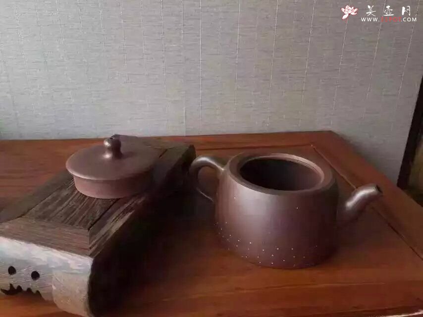 紫砂壶图片：铺砂井栏  - 宜兴紫砂壶网