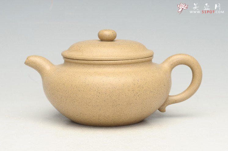 紫砂壶图片：手磨本山绿纯手工制作仿古壶 - 宜兴紫砂壶网