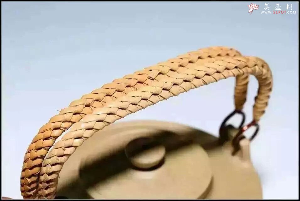 紫砂壶图片：提梁壶 - 宜兴紫砂壶网