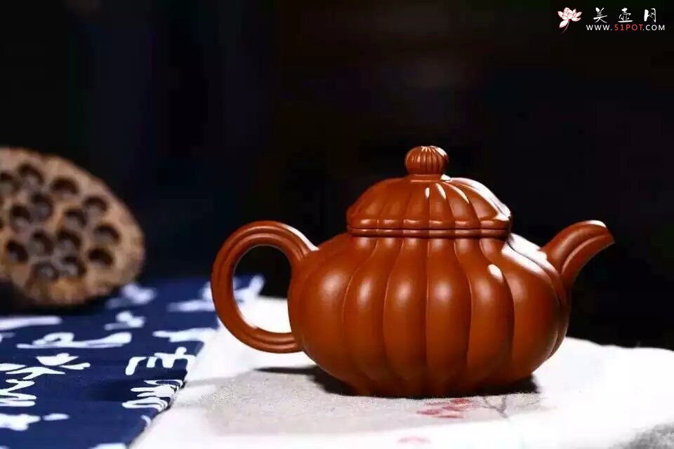 紫砂壶图片：筋纹四方 - 宜兴紫砂壶网