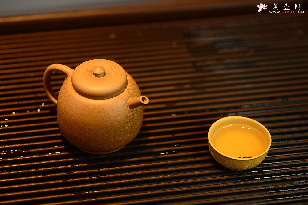 紫砂壶图片：淞庐作品 杀茶利器 全手明式龙蛋  茶人最爱~~实用佳品 - 宜兴紫砂壶网