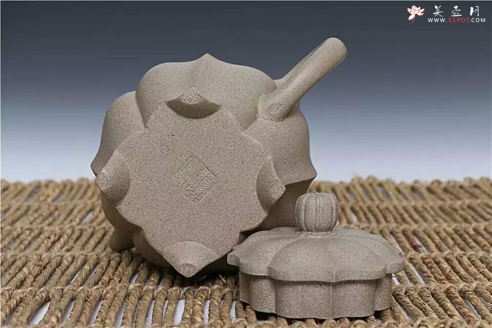 紫砂壶图片：高锦囊壶 - 宜兴紫砂壶网