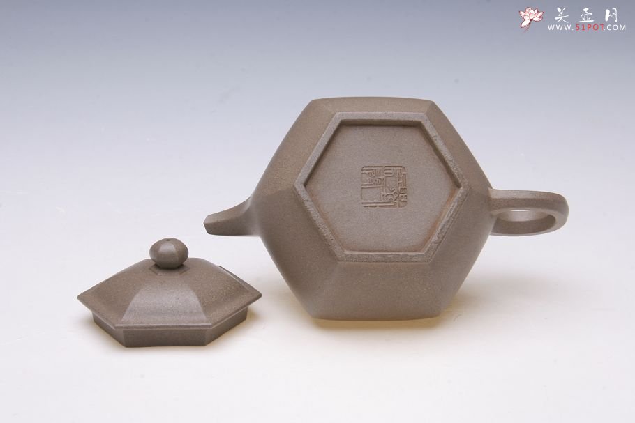 紫砂壶图片：全手工六方宫灯壶 - 宜兴紫砂壶网