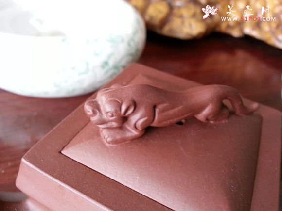 紫砂壶图片：狮王壶 - 宜兴紫砂壶网