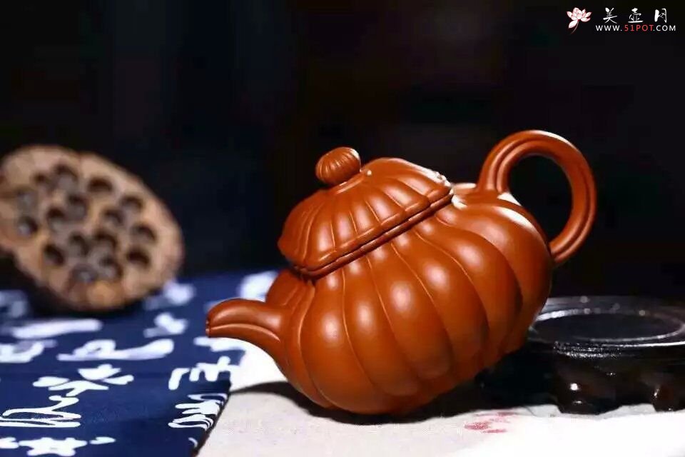 紫砂壶图片：筋纹四方 - 宜兴紫砂壶网