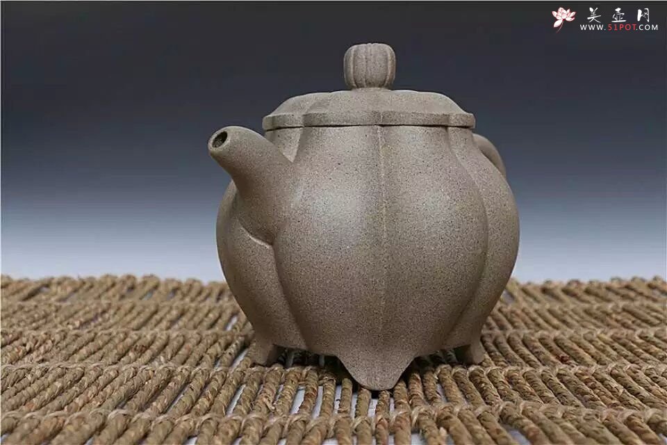 紫砂壶图片：高锦囊壶 - 宜兴紫砂壶网