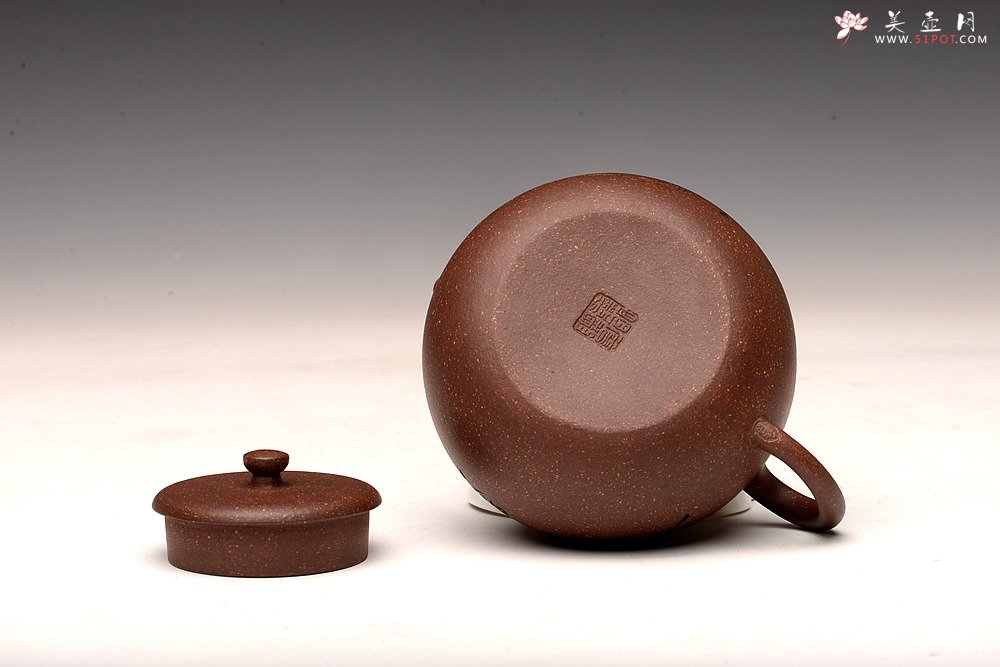 紫砂壶图片：强强联合 詹黎明全手新作 紫玉金砂  高路金石装饰 宝相 恽秀可人 - 宜兴紫砂壶网