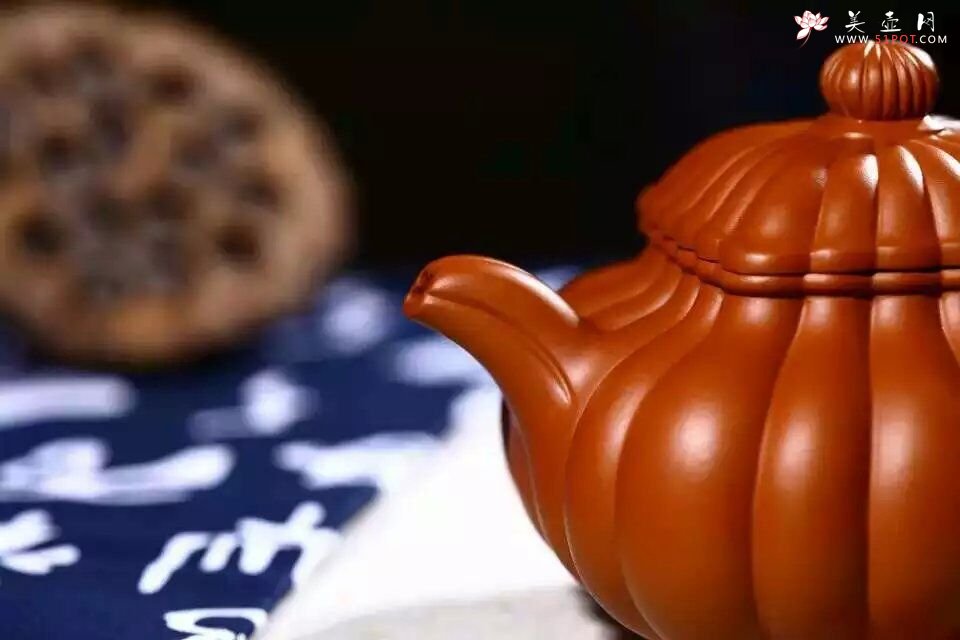 紫砂壶图片：筋纹四方 - 宜兴紫砂壶网