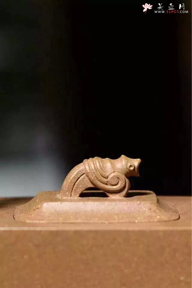 紫砂壶图片：提梁壶 - 宜兴紫砂壶网