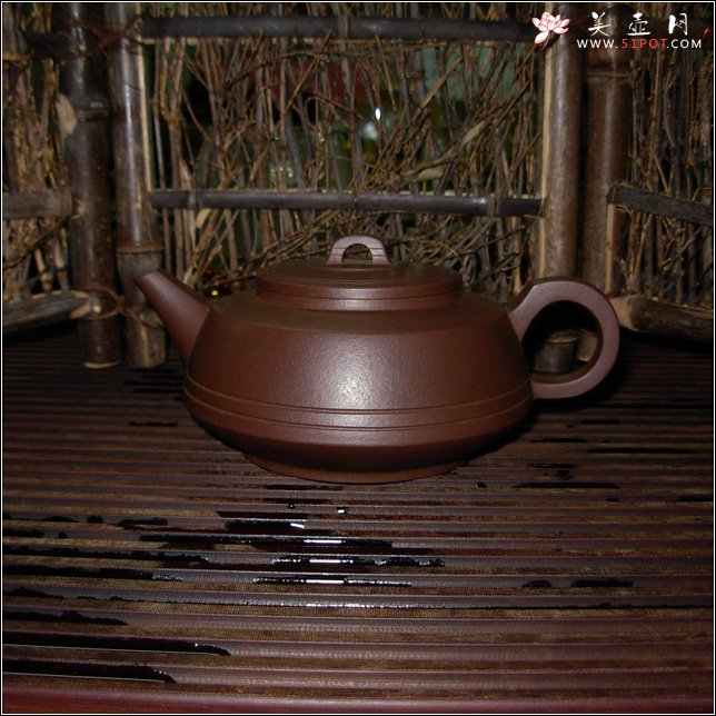 紫砂壶图片：天地方圆壶 - 宜兴紫砂壶网