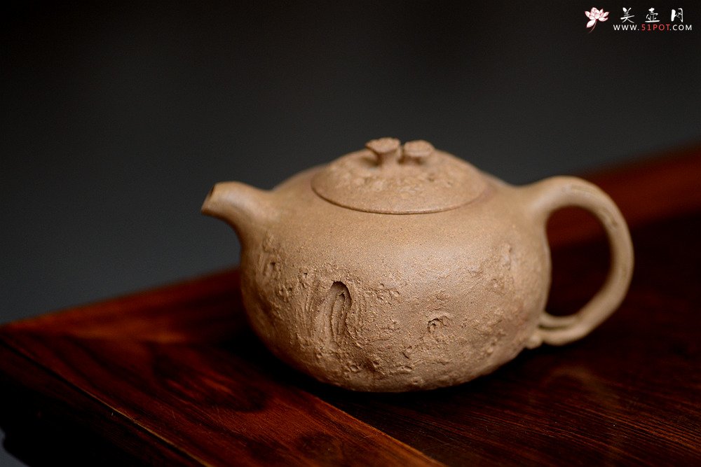 紫砂壶图片：姜建荣全手作品 古朴之味~~~沧桑质感 全手龚春 - 宜兴紫砂壶网