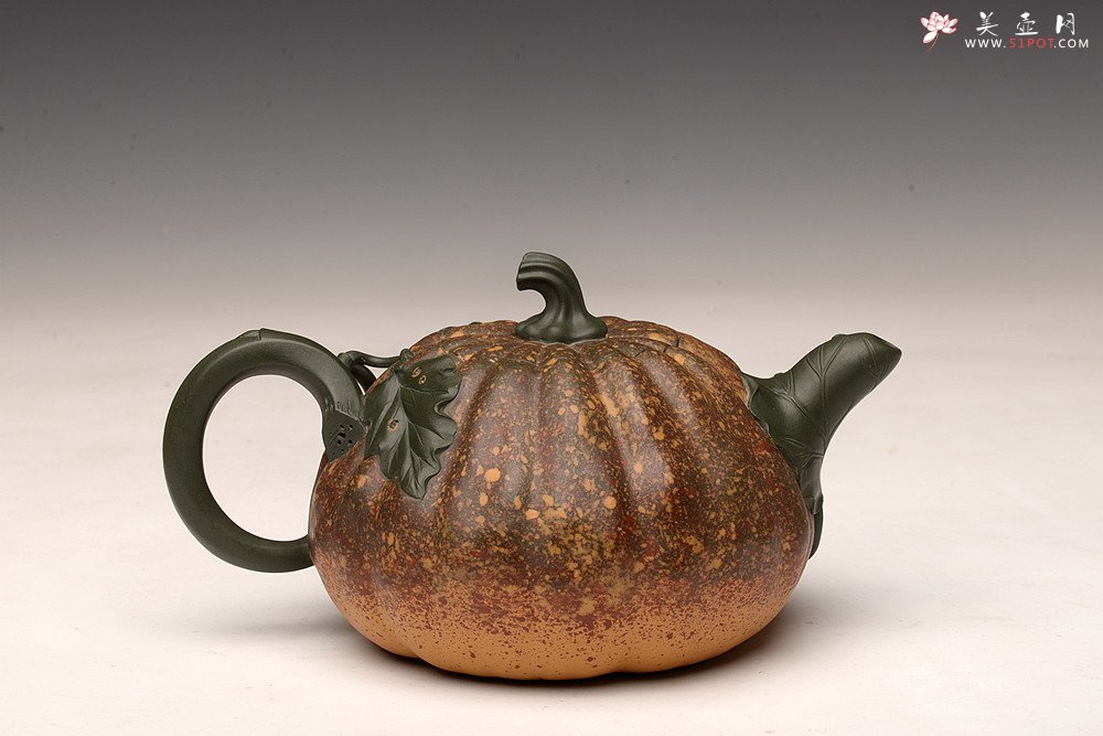 紫砂壶图片：贴叶精彩 花器实力派 田园清趣 七彩南瓜 孙伟强张新亚合作 - 宜兴紫砂壶网