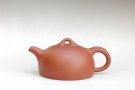 紫砂壶图片：如意半月壶 - 宜兴紫砂壶网