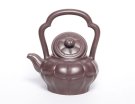 紫砂壶图片：合菱提梁壶 - 宜兴紫砂壶网