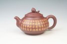 紫砂壶图片：百福寿桃壶 - 宜兴紫砂壶网