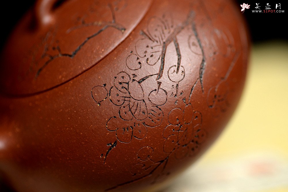 紫砂壶图片：美壶特惠 路达全手新品 温润可人 扁而不僵 全手扁腹二 - 宜兴紫砂壶网