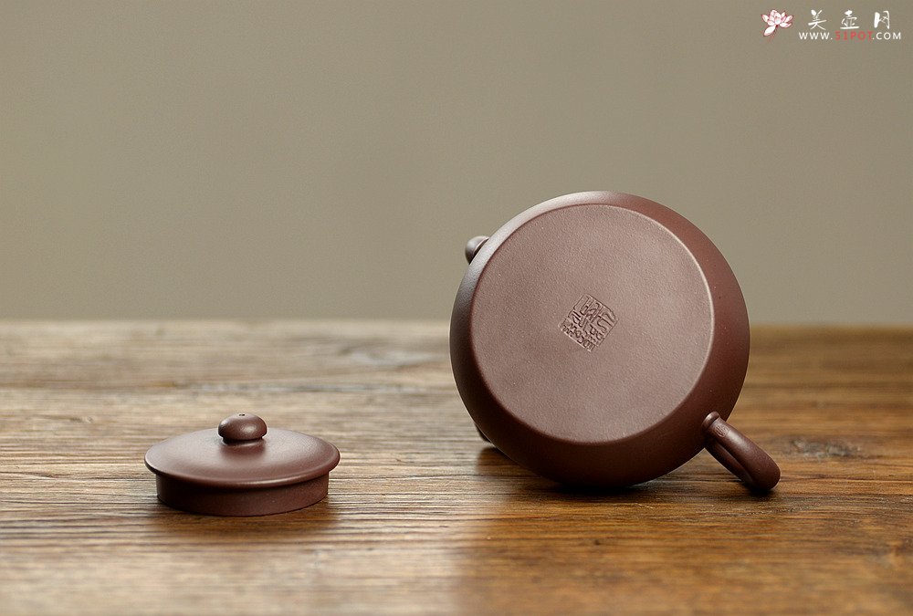 紫砂壶图片：陈进全手新品  全手薄胎无欲 造型新颖 有趣 - 宜兴紫砂壶网