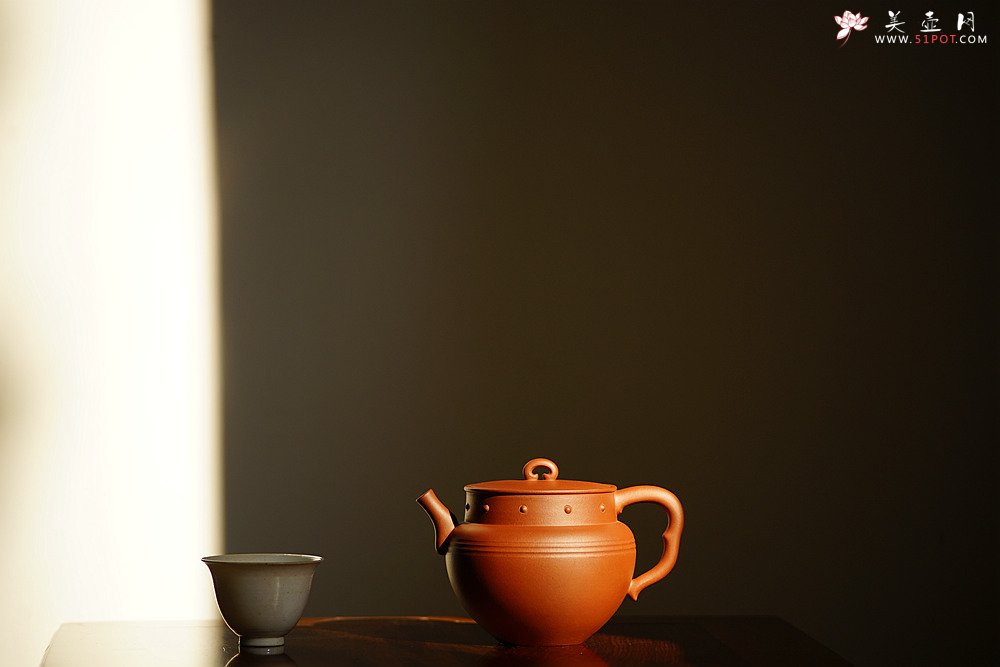 紫砂壶图片：于洪霞全手原创作品 摹古雅韵 精致耐品~  宋意 - 宜兴紫砂壶网