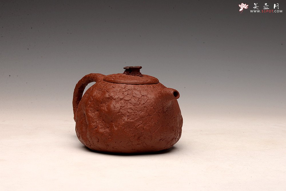 紫砂壶图片：肌理自然生动 全手灵芝龚春 古朴之味 - 宜兴紫砂壶网