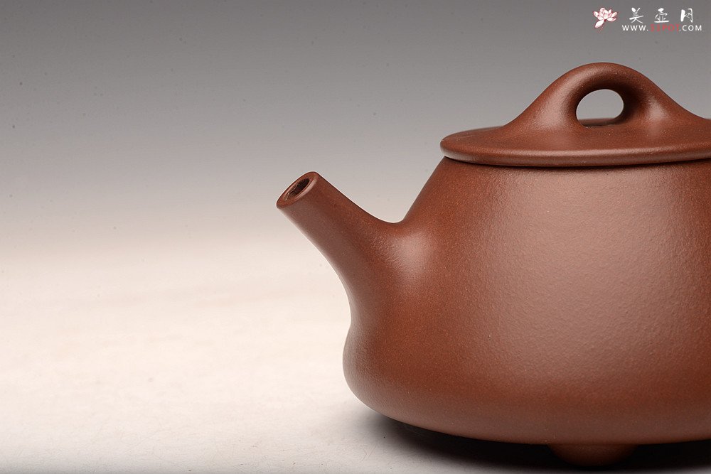 紫砂壶图片：乙未夏日作品 徐正涛全手传统经典 平盖小石瓢~ - 宜兴紫砂壶网