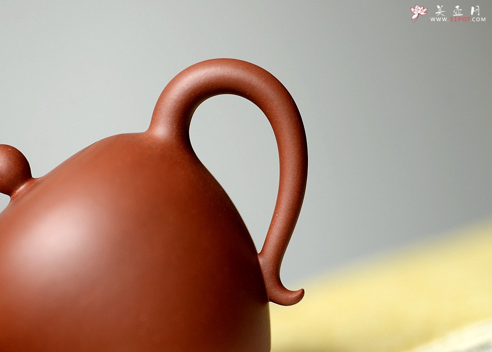 紫砂壶图片：曲峰老师全手精品之美人肩 亭亭玉立 娇俏可人 - 宜兴紫砂壶网