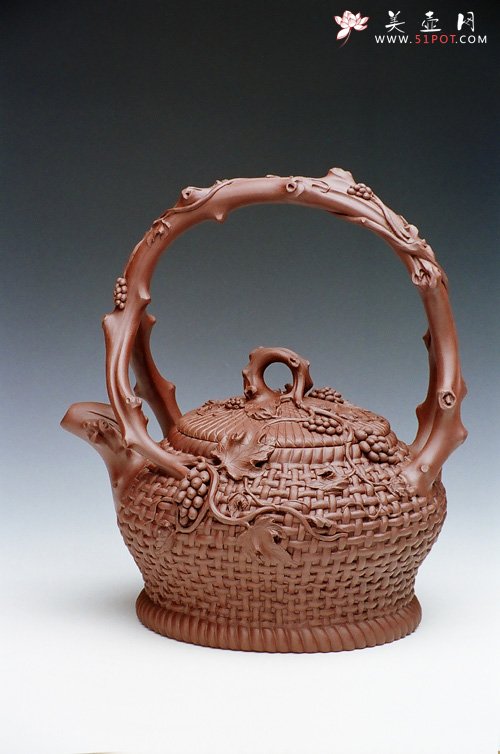 紫砂壶图片：盈筐提梁壶 - 宜兴紫砂壶网