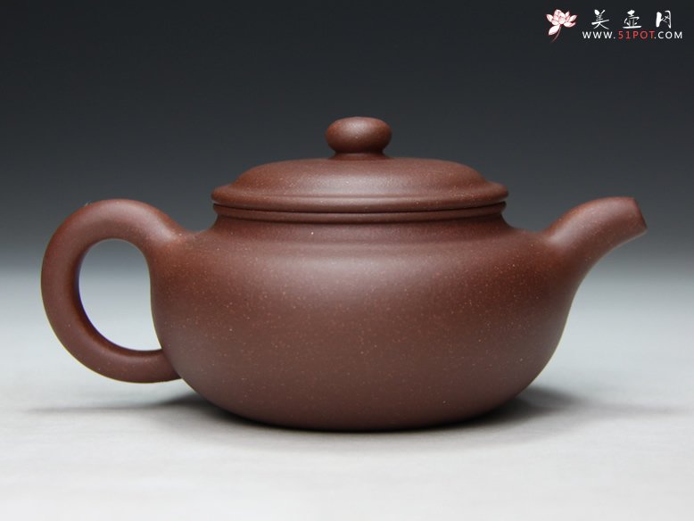 紫砂壶图片：扁腹壶 - 宜兴紫砂壶网