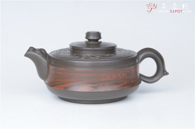 紫砂壶图片：镶银丝螭龙玉璧 - 宜兴紫砂壶网